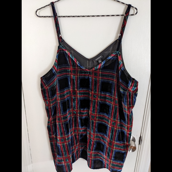 NWT Sleeveless velvet lined tank - Picture 1 of 4
